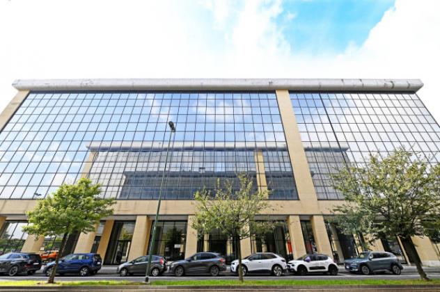 Immobile di 279 m² con più di 5 locali in affitto a Sesto San Giovanni - Foto 17