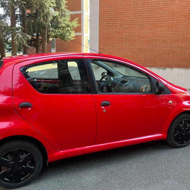 Toyota Aygo 1.0 12V VVT-i 5 porte - Foto 4