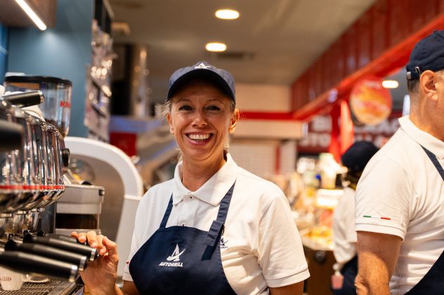 BARISTA AUTOGRILL SECCHIA EST (MODENA) - Foto 4
