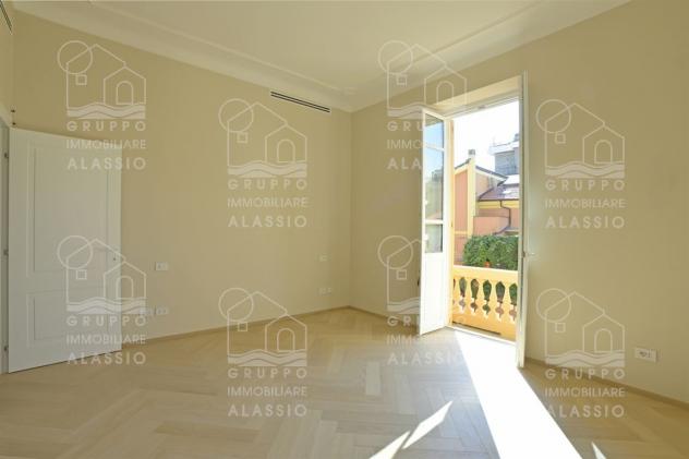 Alassio – Borgo Coscia, esclusivo appartamento di 162 mq a soli 20 metri dal mare - Foto 11