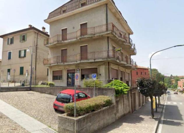 Immobile in asta di 146 m², box auto in vendita a Anzano del Parco - Foto 2