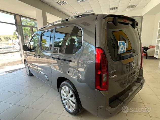Opel Combo TRASPORTO DISABILI PIANALE RIBASSATO - Foto 2
