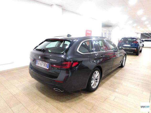 BMW - Serie 5 Touring - 520d 48V xDrive Business aut. - Foto 3