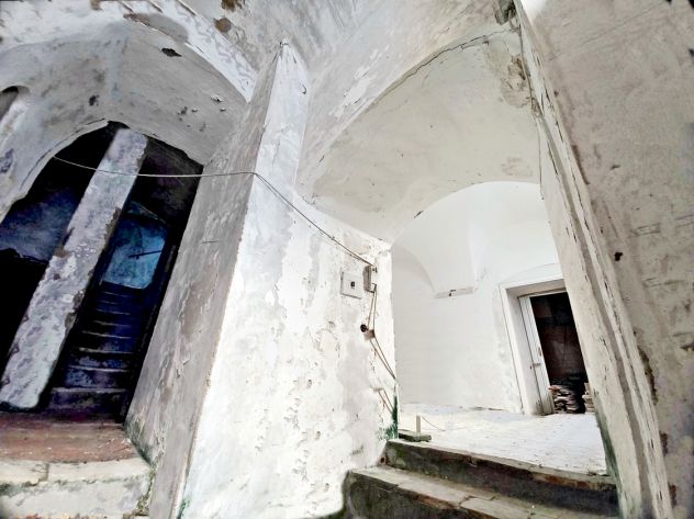 VG08 Antica chiesa e convento nel centro storico - Foto 9