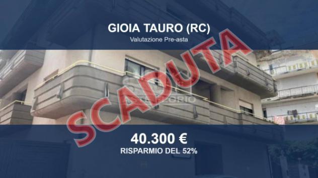 Immobile in asta di 135 m² con più di 5 locali in vendita a Gioia Tauro