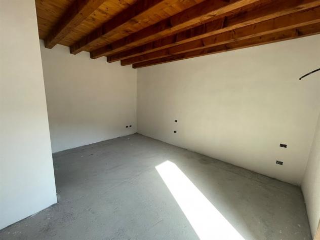 Trilocale ristrutturato con balcone nel cuore di Zogno -- Poscante - Foto 13