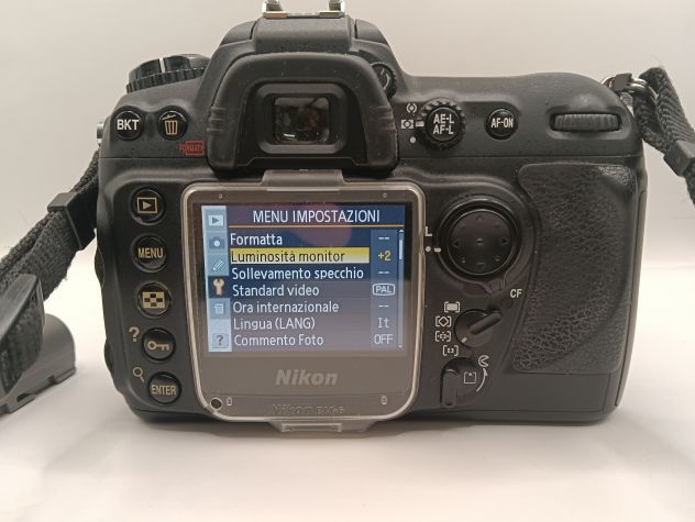 Nikon D200 con obiettivo e accessori - Foto 3