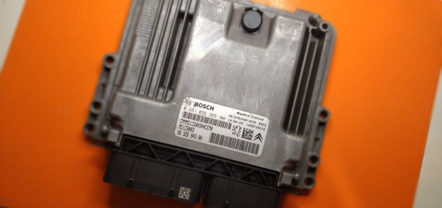 ECU BOSCH 0281035365 Peugeot 3008 5008 1.5 BlueHDI 9832694380 - Foto 3