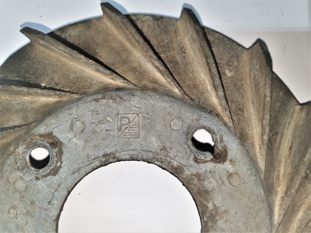 VOLANO COMPLETO DI STATORE PER VESPA 125/150 VBB-VBA-VNB-GT-GL-GTR-SPRINT-SUPER - Foto 3