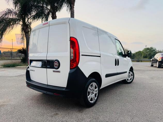 Fiat Dobl1.3 MJT 95cv Cargo Lounge Navi - Foto 2