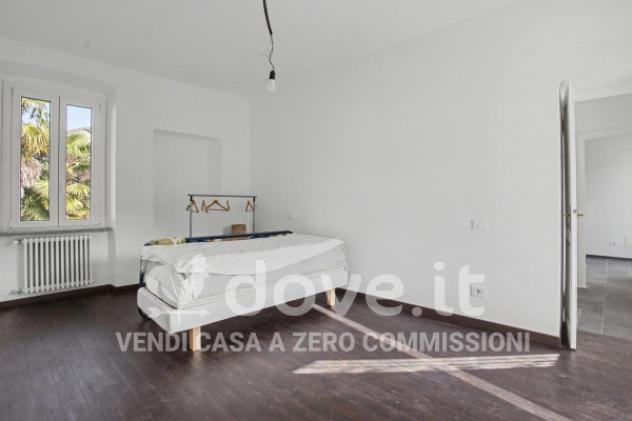 Casa indipendente di 100 m² con 4 locali in vendita a Leggiuno - Foto 10