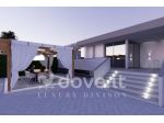 Villa di 230 m² con più di 5 locali in vendita a Terracina