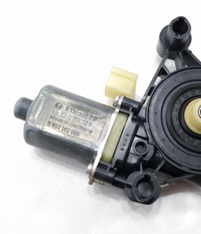 MOTORINO ALZAVETRO ANTERIORE DESTRA AUDI A3 Sportback Serie (8VS, 8VM) 5Q0959801B (13) - Foto 3