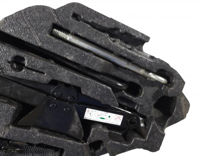 KIT ATTREZZI RUOTINO DI SCORTA OPEL Crossland Serie (X) 39138951 Diesel 1500 (17) - Foto 6