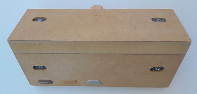 Campione esempio di montaggio giunzioni perni di ancoraggio Festool Domino