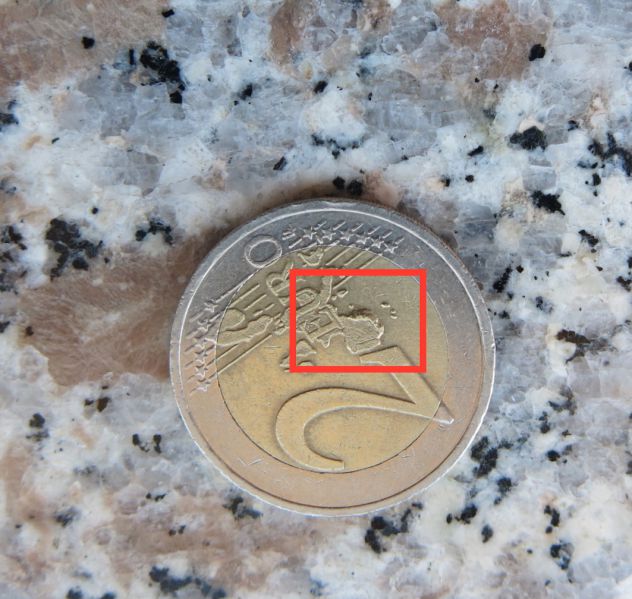 2 EURO AUSTRIA 2002 CON DIFETTO DI CONIO - PEZZO DI METALLO NEL CAMPO - - Foto 2