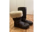 STIVALI UGG CLASSIC TALL IN PELLE MARRONE