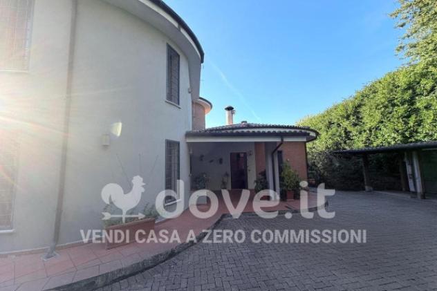 Villa di 208 m² con 5 locali e box auto in vendita a Artena - Foto 6