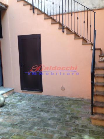 Trilocale di prestigio con terrazzo in corte del 1400 - Centro Storico - Foto 12