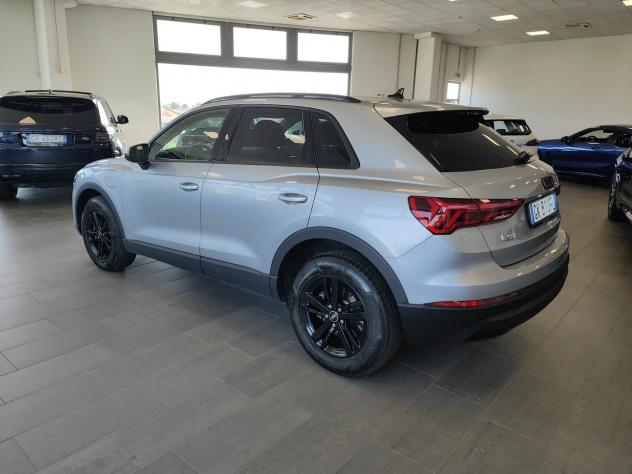 Audi Q3 45TFSIe Plug-in S tronic Navi Adap.Cruise Fari LED - Foto 9