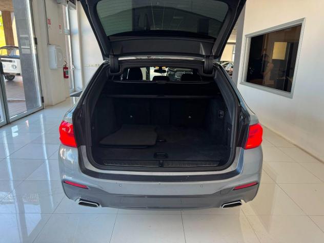 BMW - 518d Touring Msport - Foto 7