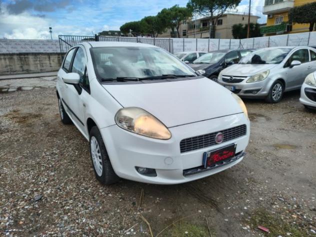 FIAT Grande Punto 1.4 5 porte Dynamic Natural Power rif. 23838005 - Foto 2