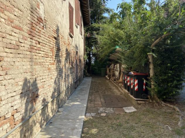 A648. CAMPOGALLIANO. Casale di campagna con basso servizio e giardino di più di 3.000 mq. - Foto 6