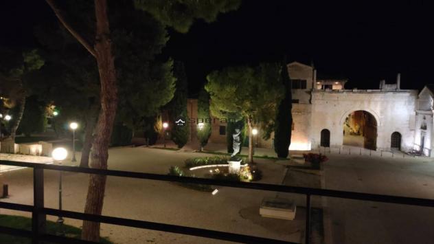 ALLE PORTE DEL CENTRO STORICO: Fano alle porte del centro
per chi desidera un'attività di bar e tabacchi in una posizione strategica, mettiamo in vend - Foto 7