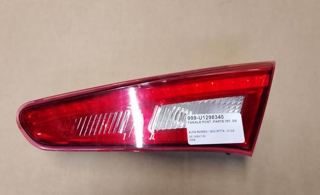 FANALE POST. PARTE INT. DX 999-U1298340 Parti elettriche  Fanaleria  Fanali  Fanale post. dx. ALFA ROMEO - GIULIETTA - 01-03-2010 -