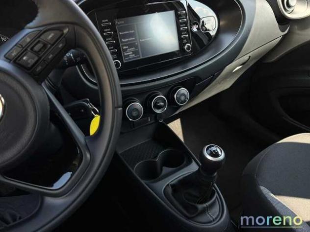 TOYOTA Aygo X 1.0 72 CV Active rif. 19121111 - Foto 6