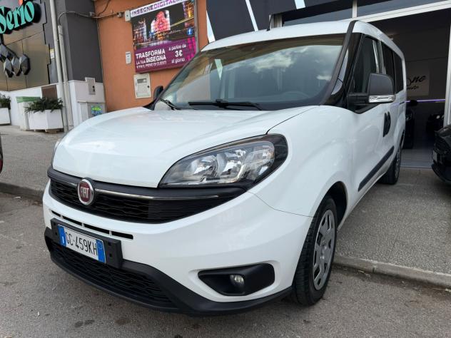 Fiat Doblo Dobl1.6 MJT 120CV Lounge Maxi - Foto 3