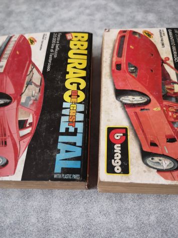 Topolino Ferrari due volumi completi di figurine - Foto 2