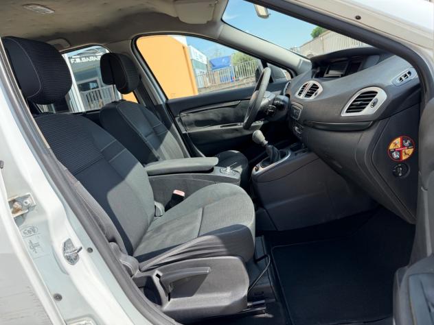 Renault Scenic Scic X-Mod 1.5 dCi 110CV Dynamique - Foto 10
