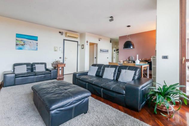 Attico / Mansarda di 164 m² con 5 locali e box auto doppio in vendita a Peschiera Borromeo - Foto 4