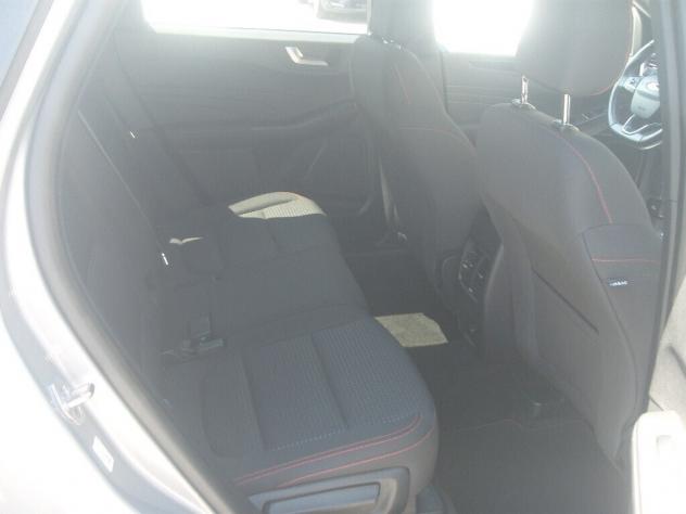 Ford Kuga 1.5 EcoBlue 120 CV aut. ST-Line - 2022 - Foto 9
