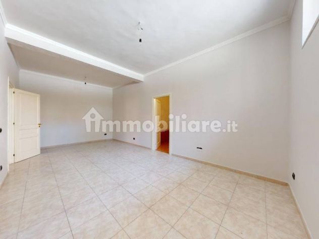 Semindipendente centralissimo Arzano vendo - Foto 10