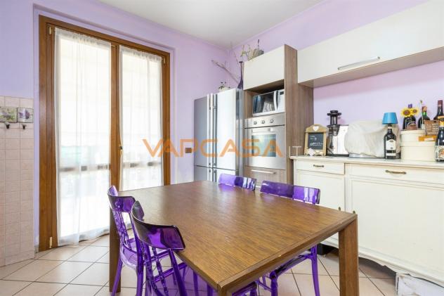 VILLA SINGOLA CON GIARDINO PRIVATO E POSSIBILITÀ PISCINA – CIVIDATE AL PIANO - Foto 13