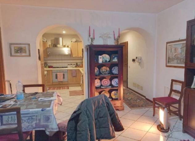 Immobile in asta di 77 m², box auto in vendita a Sutri - Foto 3
