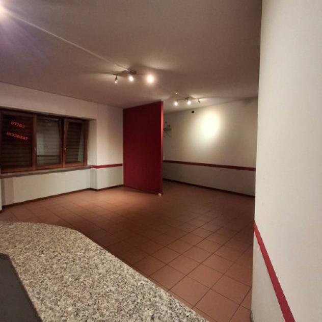 Immobile di 112 m² con 2 locali in vendita a Gazzada Schianno - Foto 5