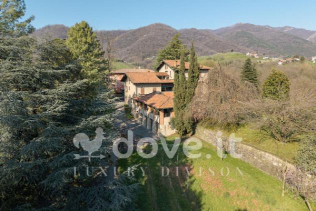 Rustico / Casale di 11000 m² con più di 5 locali e box auto in vendita a Sorisole - Foto 5