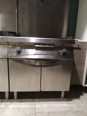 Piastra elettrica professionale Zanussi - Foto 4