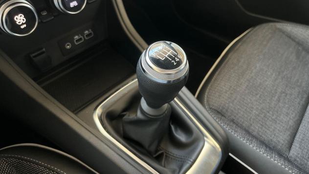 Renault Captur 1.0 TCe GPL Techno Fast Track - Foto 8
