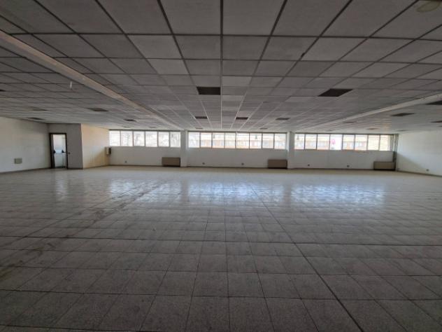Immobile di 1052 m² con più di 5 locali in vendita a Novate Milanese - Foto 11