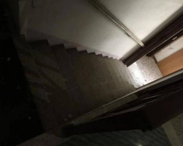Immobile in asta di 170 m² con più di 5 locali in vendita a Dorno - Foto 9