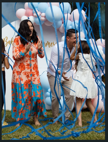 FIREWORKS SMOKE BOMBS AND SPARKS SHOW baby shower VOLCANO GENDER REVEAL - Foto 5