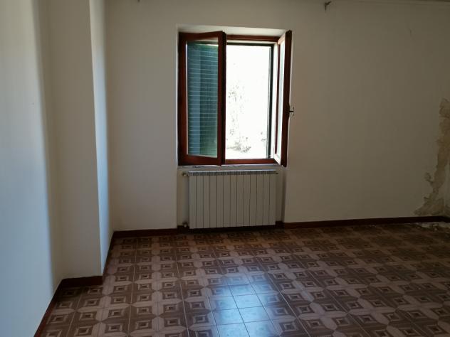 In una frazione del comune di Castell'Azzara, più precisamente a Selvena, dove sono presenti i servizi di prima necessità; conosciuto per le sue mini - Foto 12