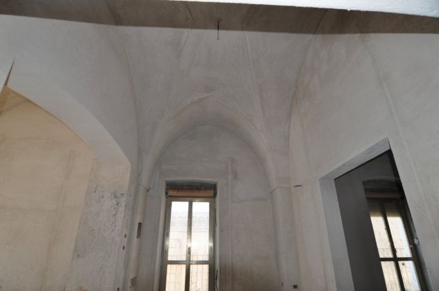 STABILE INDIPENDENTE PIAZZA REGINA MARGHERITA GROTTAGLIE - Foto 7