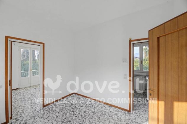 Casa indipendente di 209 m² con 5 locali e box auto doppio in vendita a Laveno-Mombello - Foto 9