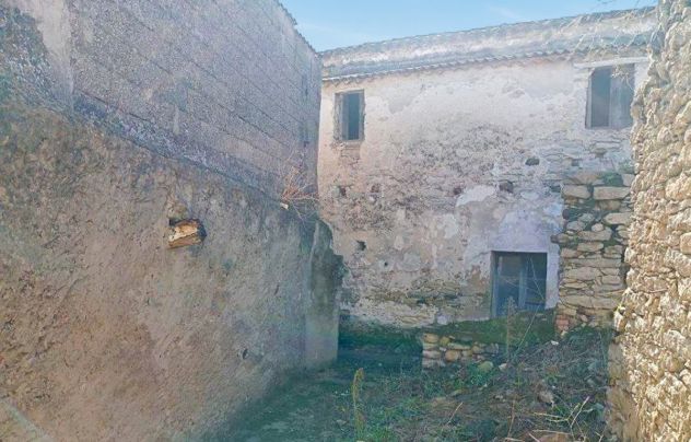 Fabbricato indipendente da ristrutturare nel centro storico di Mogoro - Foto 14