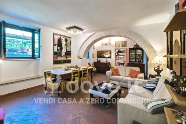 Rustico / Casale di 170 m² con più di 5 locali in vendita a Siena - Foto 5